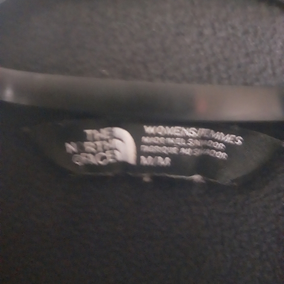 The North  Face  fleece - Picture 3 of 4